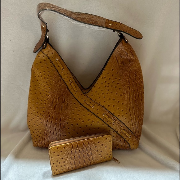 Ruby collection mustard hobo handbag - Picture 2 of 3